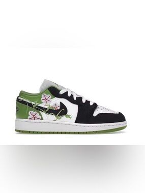 Jordan 1 Low SE Floral Vines (Grade School size 5.5)